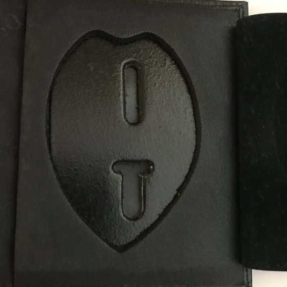 Black Badge Shield ID Case Wallet - Picture 6 of 11